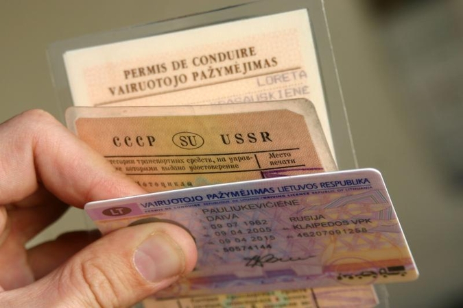 Galvos skausmas dėl vairuotojo pažymėjimo