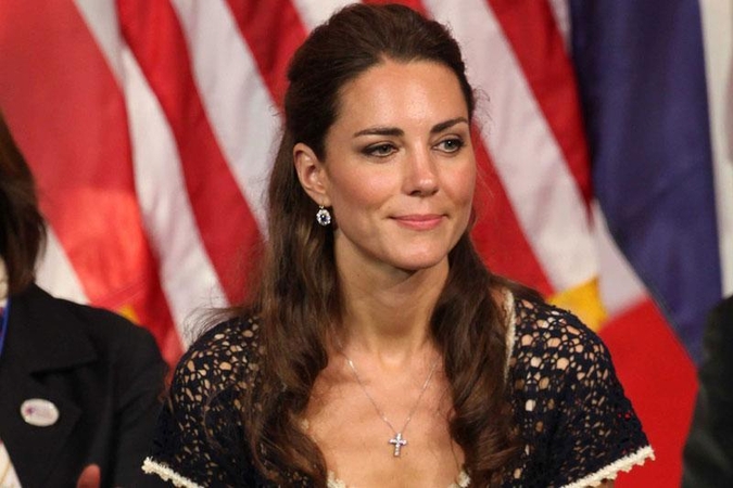Kate Middleton yra apsėsta Angelinos Jolie