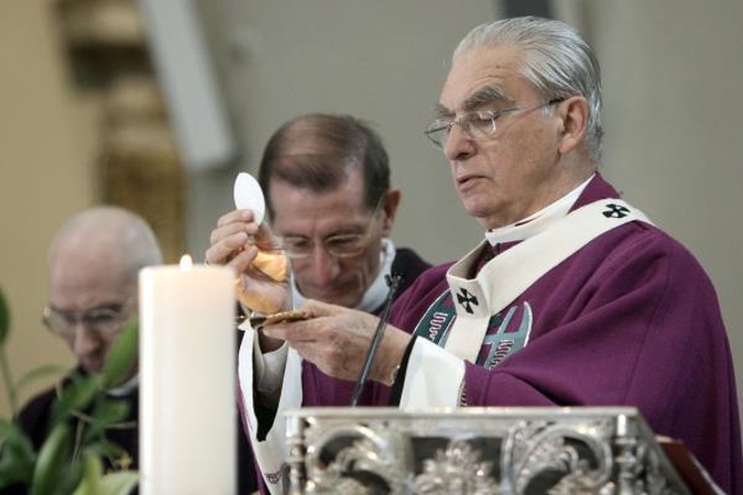 A. J. Bačkis: skaudu, kad traukiasi tikrai didis popiežius