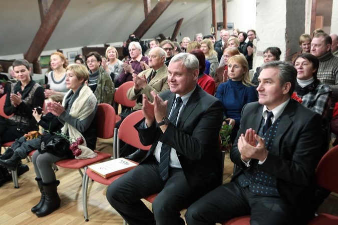 I. Simonaitytės premija šiemet padalinta pusiau