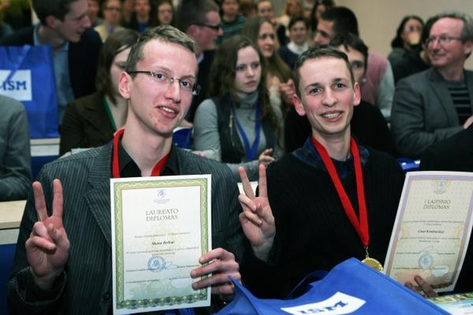 Moksleivių ekonomikos ir verslo olimpiados auksas – kauniečiams