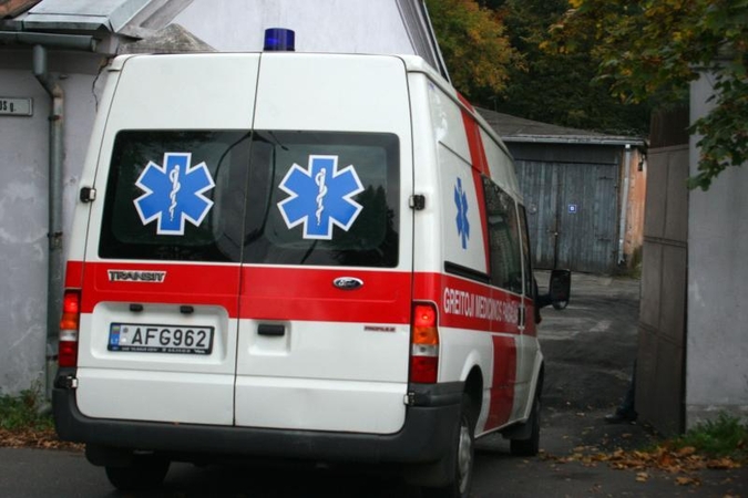 Sprogus kuro katilui, pensininkas apdegė rankas ir veidą