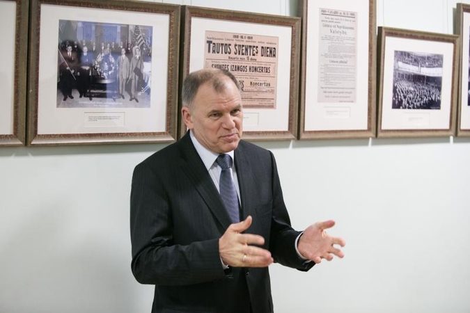 V. P. Andriukaitis PSD įmokas siūlo skaičiuoti nuo visų žmogaus pajamų