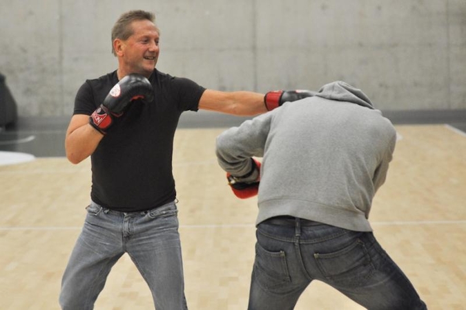 „Žalgirio“ savininkas surėmė bokso pirštines su žurnalistu