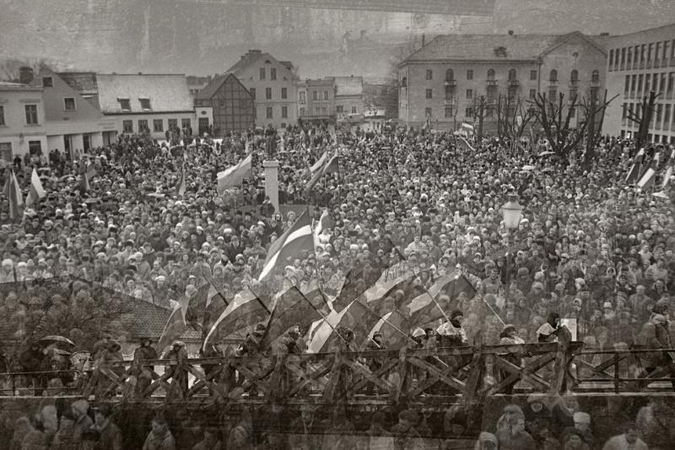 V.Karaciejaus fotografijų parodoje – „Klaipėdos metamorfozės“