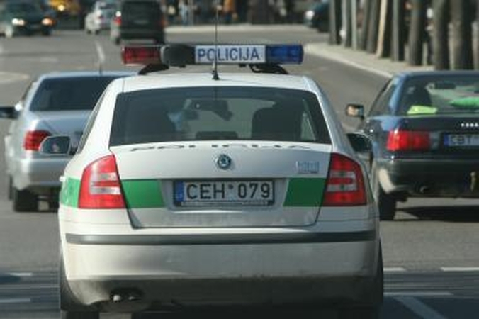 Uostamiestyje perpus sumažėjo mašinų vagysčių