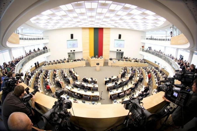 Partijų narių skaičius išaugo, didėjo ir gaunamos lėšos