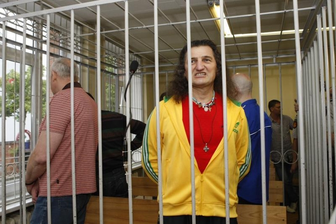 Teismas nusprendė: H. Daktaras kalės iki gyvos galvos 