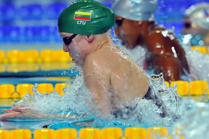 R. Meilutytė laimėjo 50 m krūtine rungties finalą (Europos rekordas)