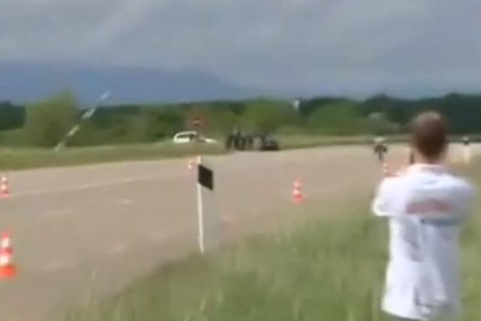 Greičio rekordas: su „raketiniu“ kalnų dviračiu - 263 km/val. greičiu!