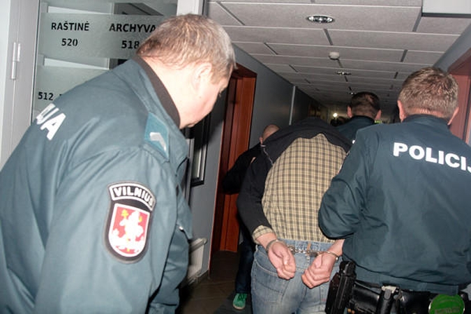 Pusės milijono reikalavę prievartautojai keliaus į teismą
