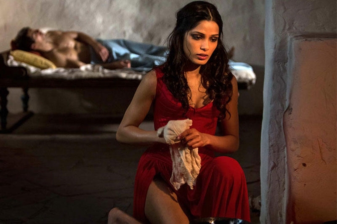 Freida Pinto „blusų turguose“ nebesilanko