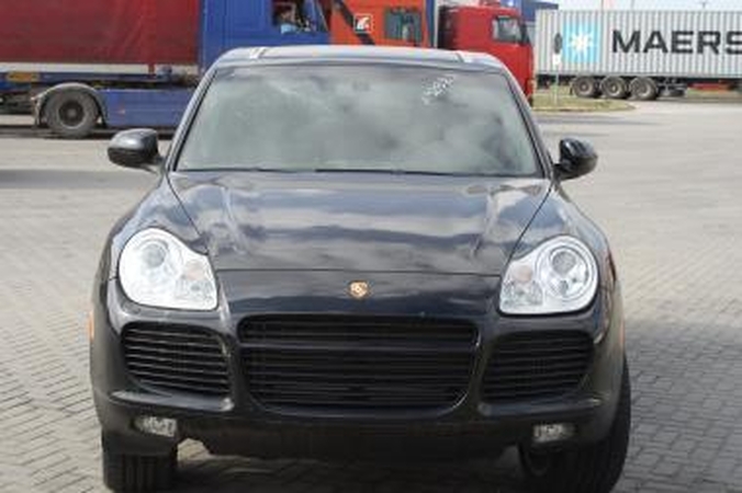 Klaipėdoje sulaikytas Amerikoje pavogtas prabangus "Porsche"