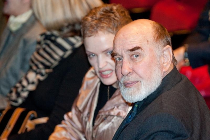 Tarp Vyriausybės kultūros ir meno premijų laureatų - A.Šurna, G.Lukšas