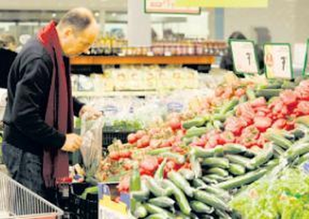 Prekybos tinklų antkainiai padidėjo beveik dvigubai (papildyta 11.30 val.)