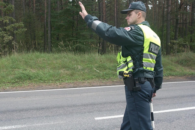 Nuo sausio 1 d. 50 litų bauda už KET pažeidimą didinama iki 300 litų