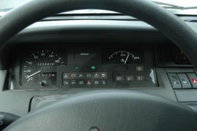 Spartinama elektromobilių įkrovimo stočių plėtra