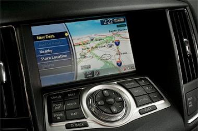 „Nissan“ apsiginklavo tiksliais Baltijos šalių žemėlapiais