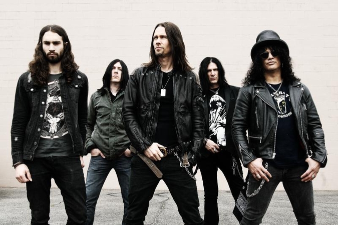 Pirmąkart Lietuvoje – buvęs „Guns N‘Roses“ gitaristas Slashas