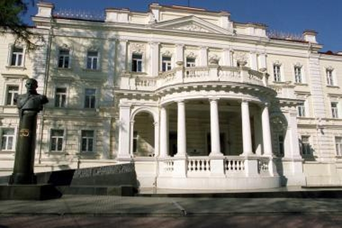 KAM teigia išlaidas reprezentacijai nuo 2008 metų sumažinusi daugiau nei 90 proc. 