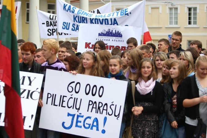 Radikalūs seimūnai bando sutrukdyti lenkų mitingą