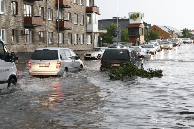 Specialistai ragina išlikti budriems: škvalų sezonas tik prasideda