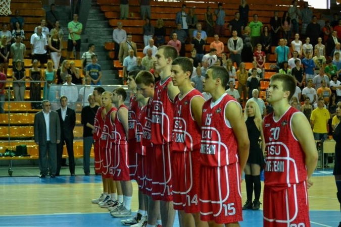 LSU krepšininkai po atkaklios kovos nusileido filipiniečiams