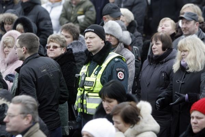 Profsąjungų mitingas uždraustas dėl gedulo (papildyta)