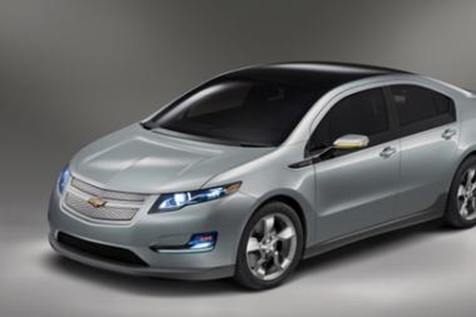Pirmasis "Chevrolet Volt" parduotas aukcione
