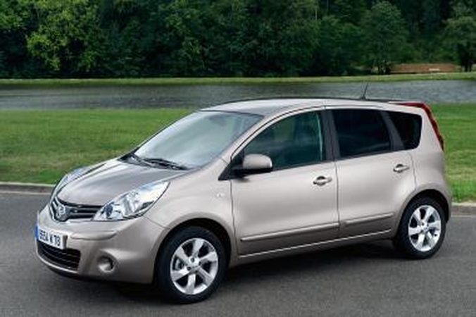 „Nissan“ siūlo draudimą