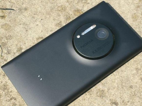 „Nokia EOS“ telefonas iš tikrųjų turės „Lumia 1020” vardą