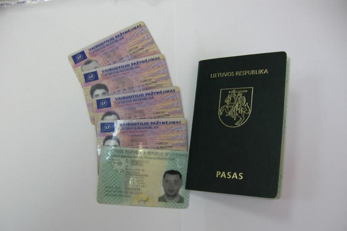 Tūkstančiai vairuotojų nuo liepos bus priversti tapti KET pažeidėjais