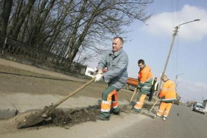 Pavojingi pavasariniai dulkių debesys