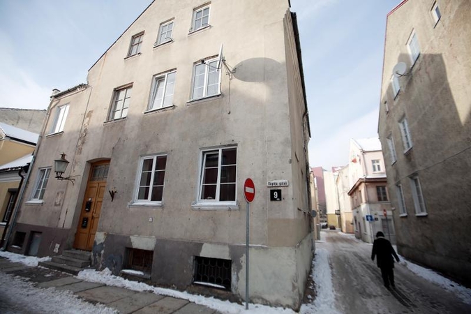 Daugiabučiuose karštis – per prievartą  