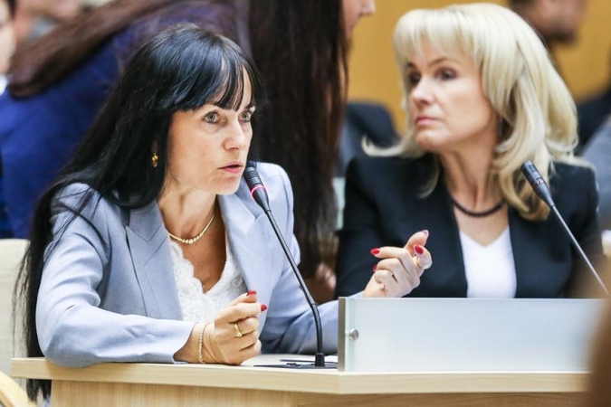 Aistros dėl A. Ručienės: Antikorupcijos komisijoje – maištas