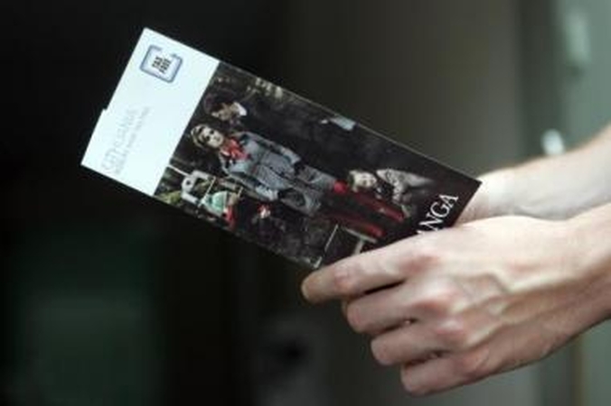 Mokesčiai: Lietuvoje apsiperkantys baltarusiai viliojami galimybe susigrąžinti mokesčius.