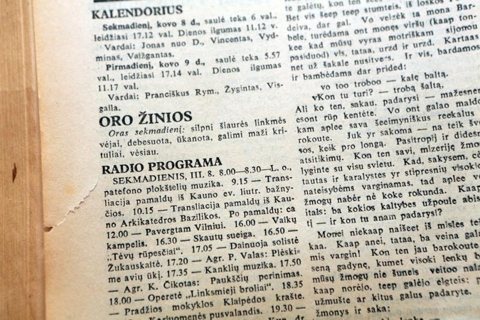 Baltos   dėmės             orų archyve  