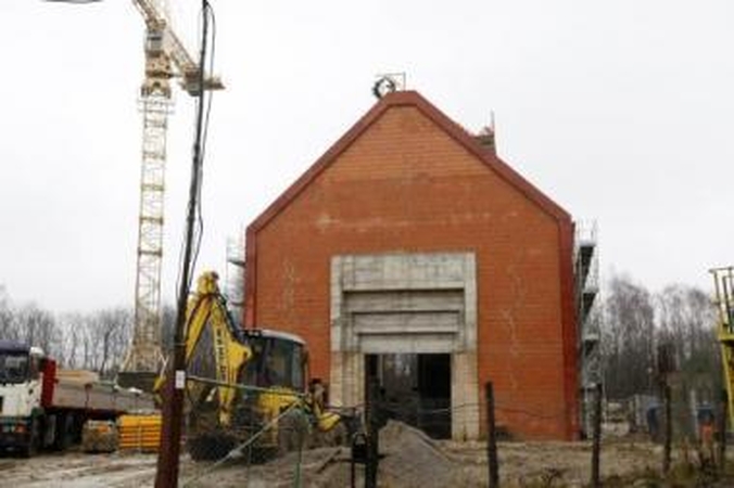 Planai: koplyčios statybą tikimasi baigti 2011-ųjų pavasarį.