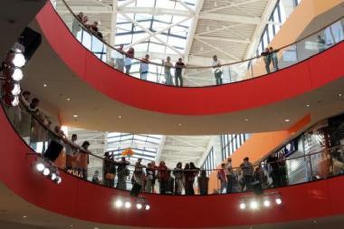 Kinas: kitais metais kino mėgėjai laisvalaikį galės leisti ir prekybos centre "Ozas".
