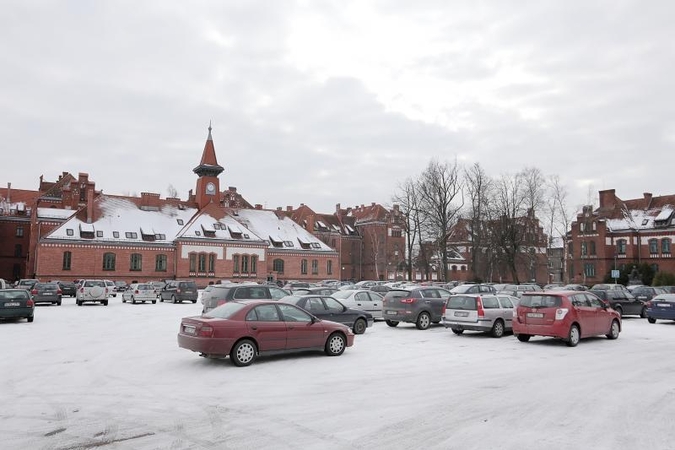 Rinkliava už automobilių statymą keičia vairuotojų įpročius