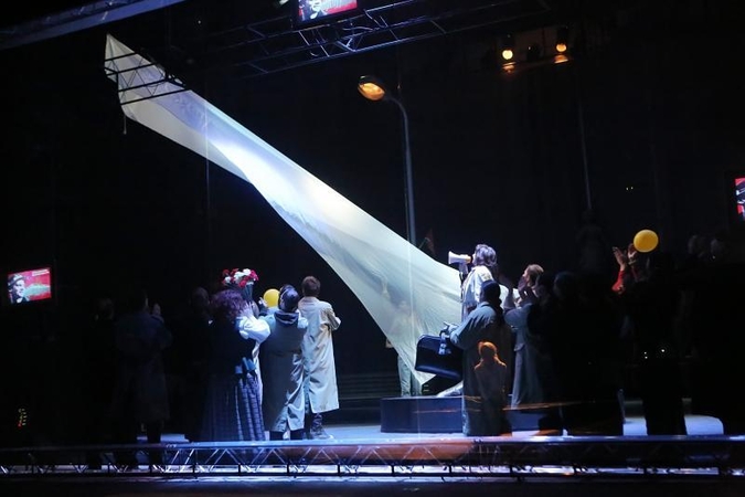 Į skandalingą muzikinės dramos premjerą – anšlagas   