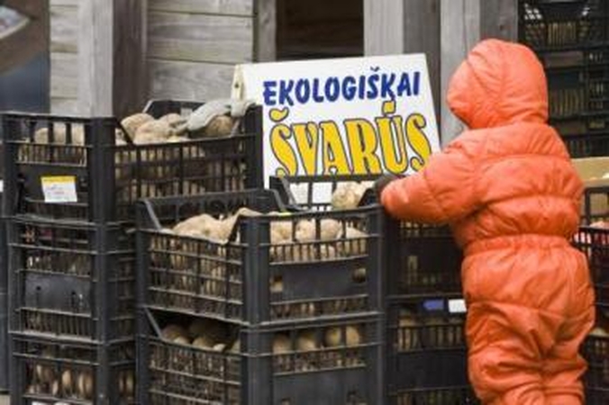 Konkurencija: nors ir brangesni, ekologiški produktai sulaukia vis daugiau pirkėjų dėmesio.
