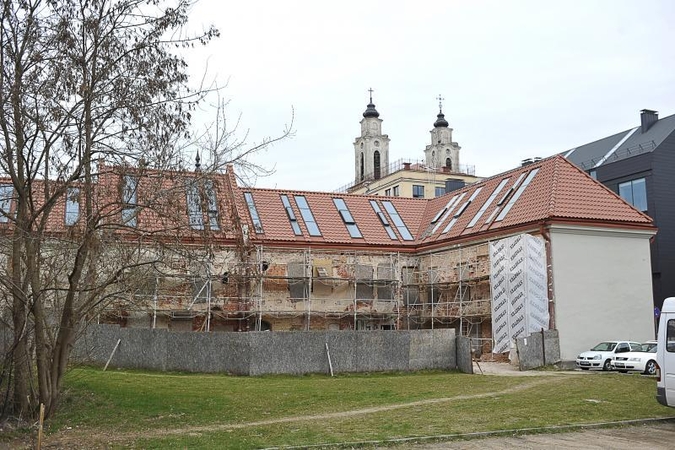 Prikeltas pastatas tarnaus Jėzuitų gimnazijai
