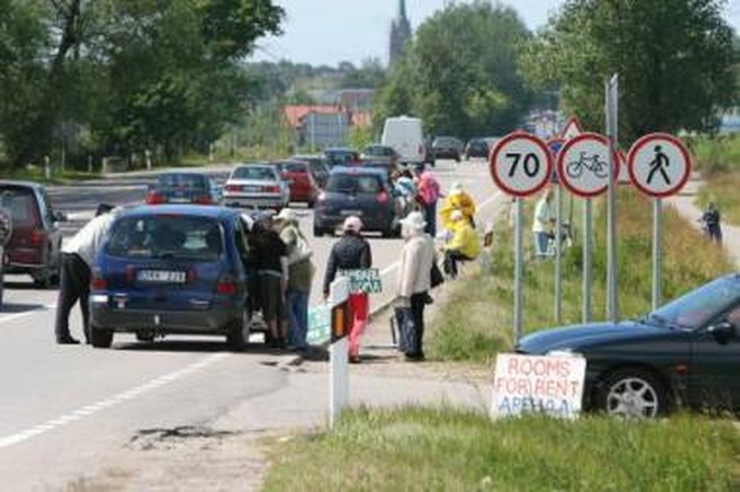 Prognozė: vasarą "partizaniniu būdu" išsinuomoti Palangoje butą neturėtų kainuoti daugiau nei dabar. Tačiau tikrai brangs kambariai viešbučiuose, kils ir kainos kavinėse.