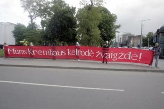 Nedraugai: A.Paleckis užtikrino, kad su jaunimu, prisijungusiu prie piketo, frontas neturi nieko bendra.