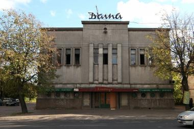 Užšaldė: verslininkų norą atgaivinti "Dainos" pastatą sustabdė teisminiai ginčai.