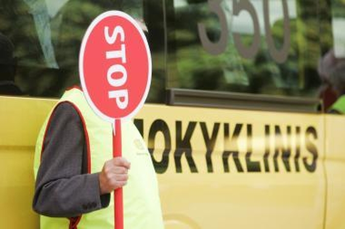 Mokyklų pertvarka: tėvai toliau atkakliai priešinasi