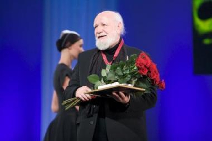Juoda teatro šventė