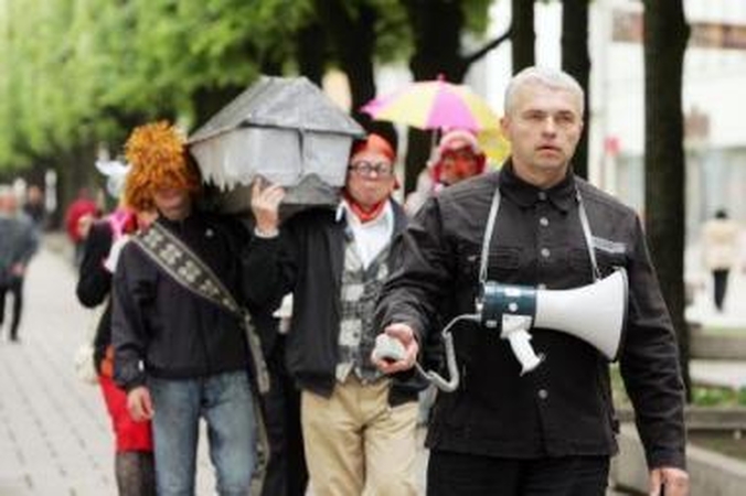Uždraudė: prieš metus surengta akcija vyko be leidimo, nes jį savivaldybė atšaukė. Efektinga akcija daug pasekėjų nesulaukė.