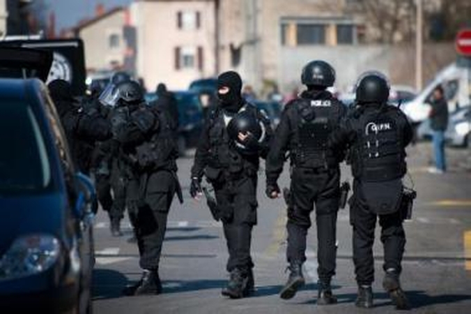 Operacija: sužinoję trylikamečio ketinimus, pareigūnai iškart apsupo mokyklą, kurioje jis mokėsi.